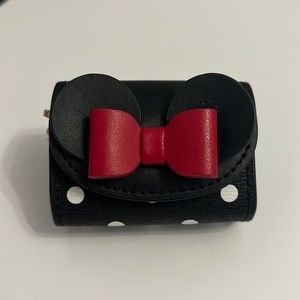 kate spade Minnie Mouse air pod PRO case